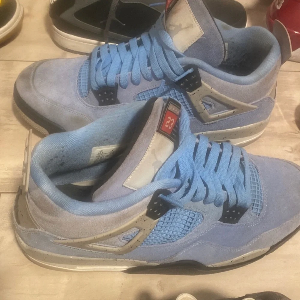 Air Jordan baby blue CT8527-400 size 10.5 men’s sneaker shoes used as shown